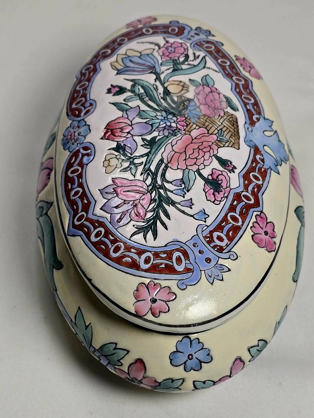 Vintage Oval Trinket Box with Lid painted Flowers